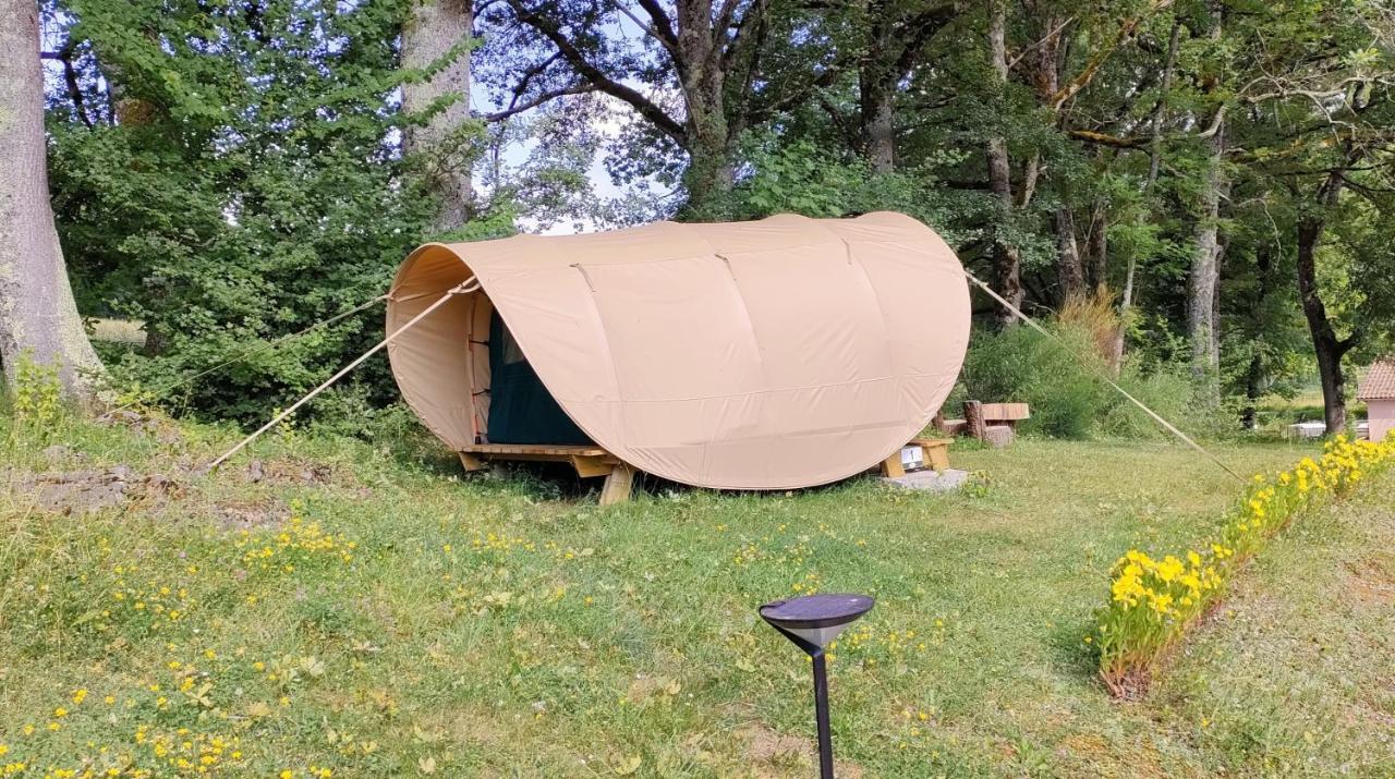 Camping 3 Etoiles - Piscine Chauffee - Vue Montagne Сен-Жирон Екстериор снимка