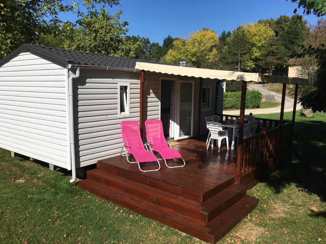 Camping 3 Etoiles - Piscine Chauffee - Vue Montagne Сен-Жирон Екстериор снимка